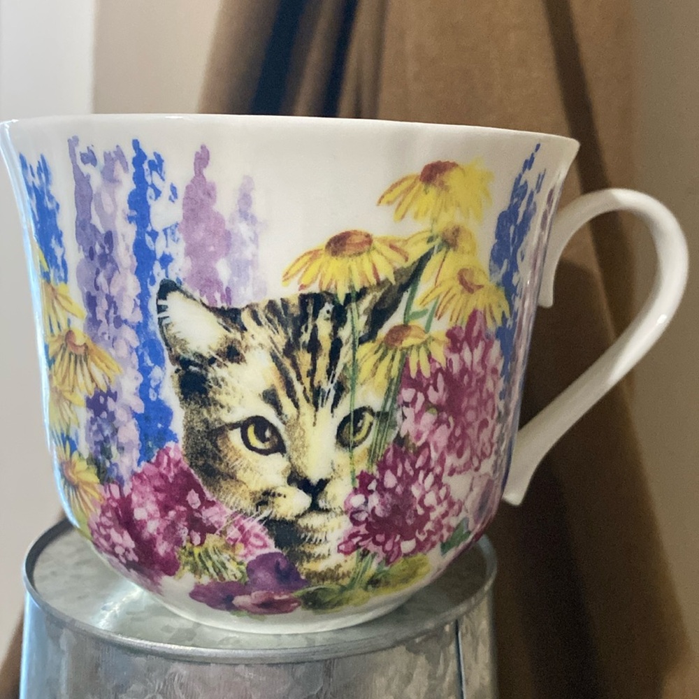 Roy Kirkham Summertime Cats Cup, fine bone china, Made in England, vintage 1997